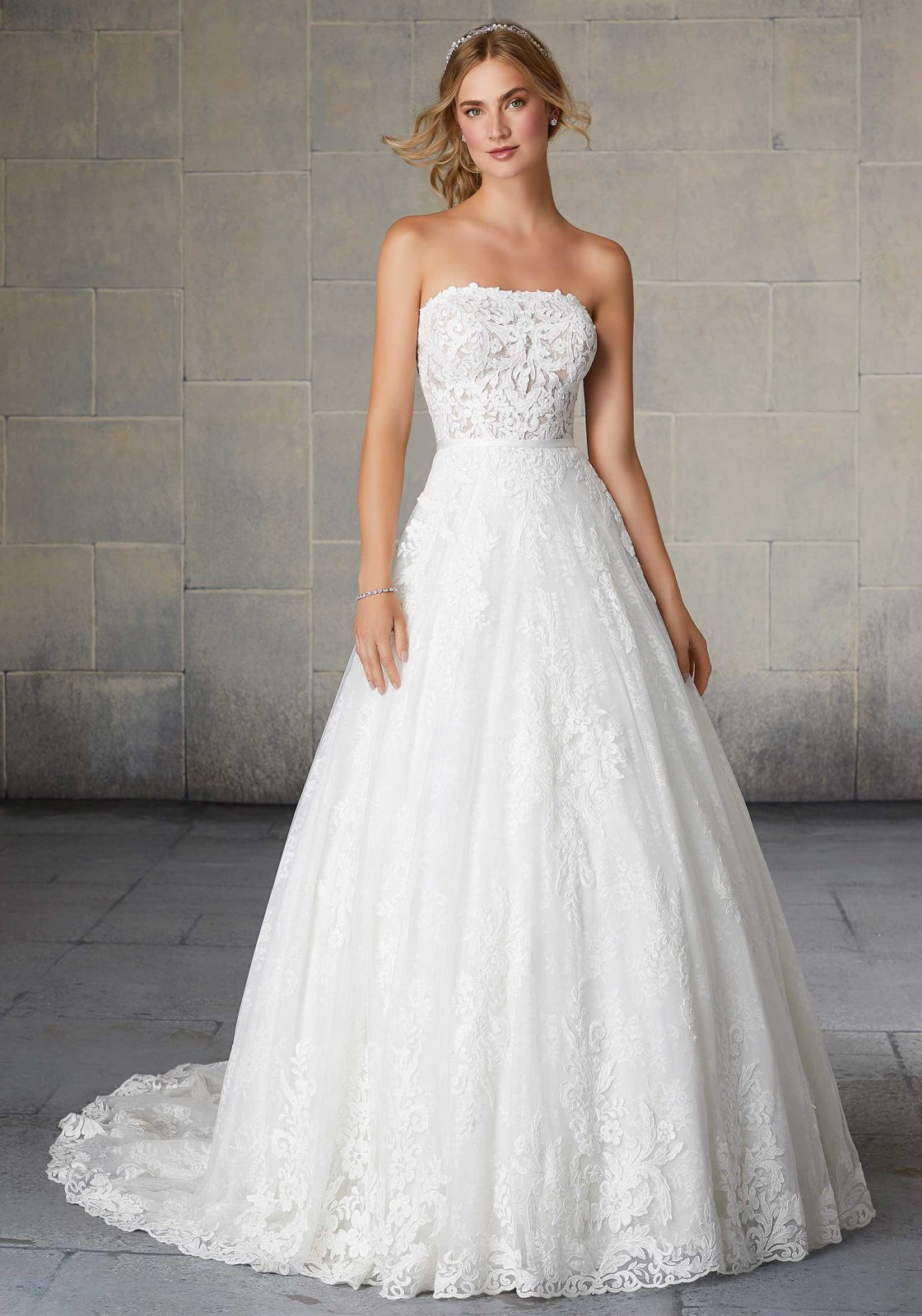 Mori LeeShauna2132AmeliasBridalClitheroeWeddingDresses